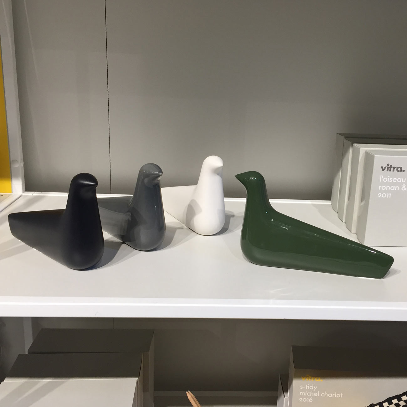 华体会体育官方在线官网 - 附件|饰品|办公家具|华体会体育官方在线官网家具|鸟摆件